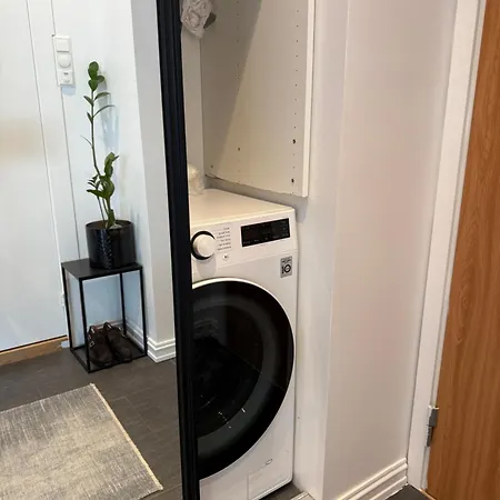 Διαμέρισμα Modern Flat Overlooking *