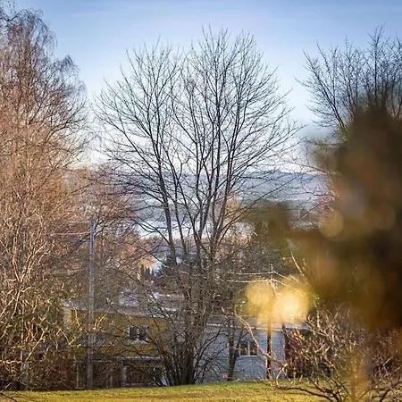 Modern Flat Overlooking Apartament *